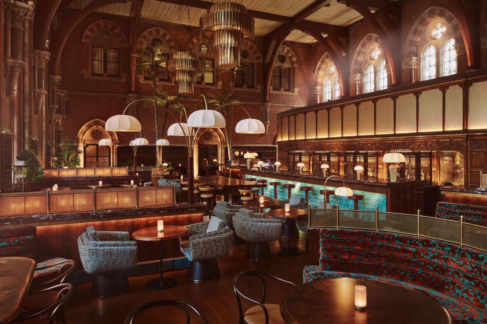 St. Pancras Renaissance Hotel Londra Exterior foto The interior of the restaurant