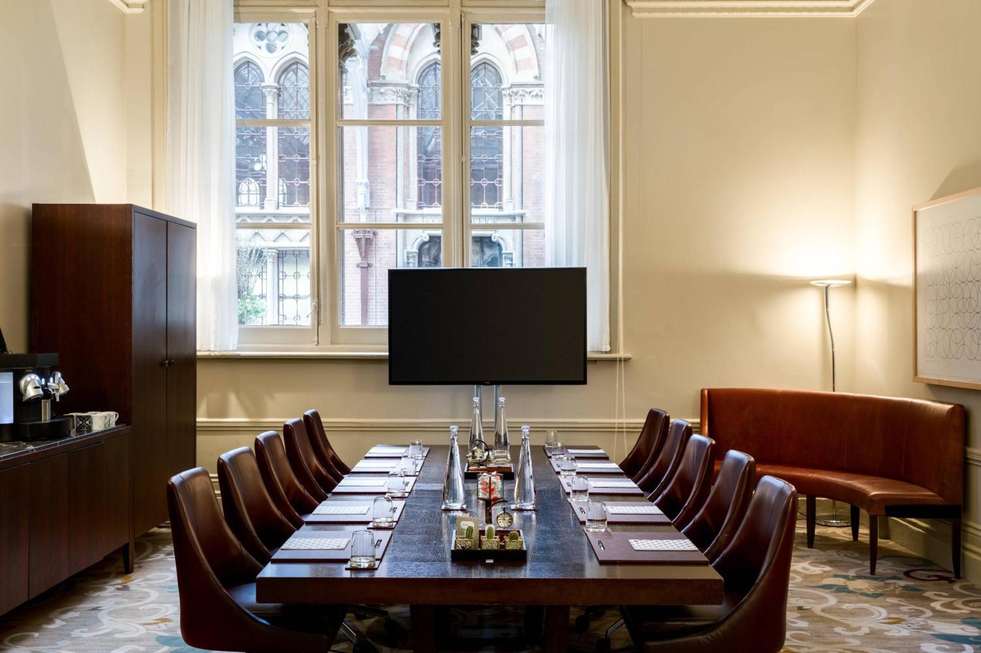 St. Pancras Renaissance Hotel Londra Exterior foto The boardroom at the London Stock Exchange