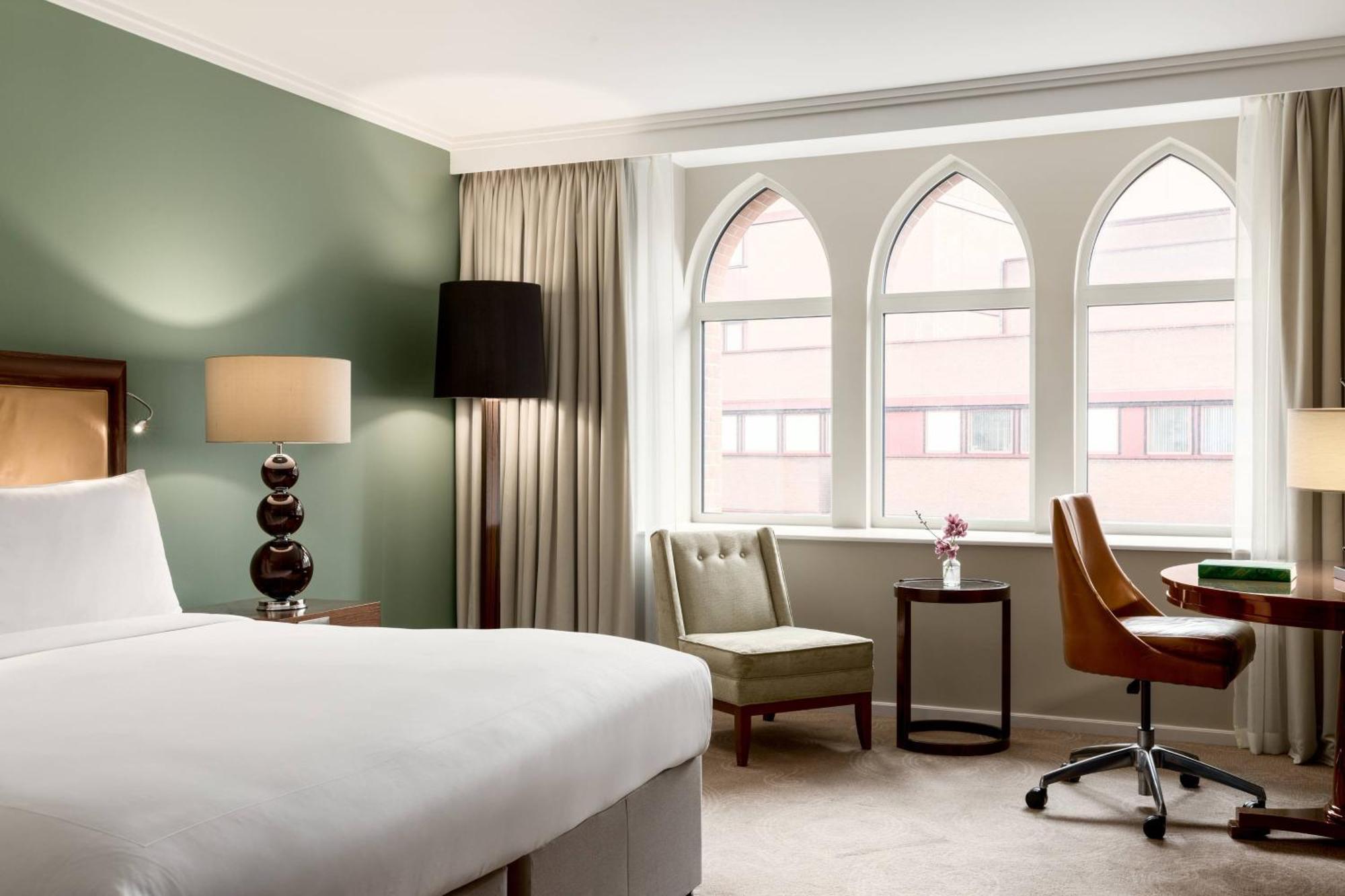 St. Pancras Renaissance Hotel Londra Exterior foto A room at the hotel